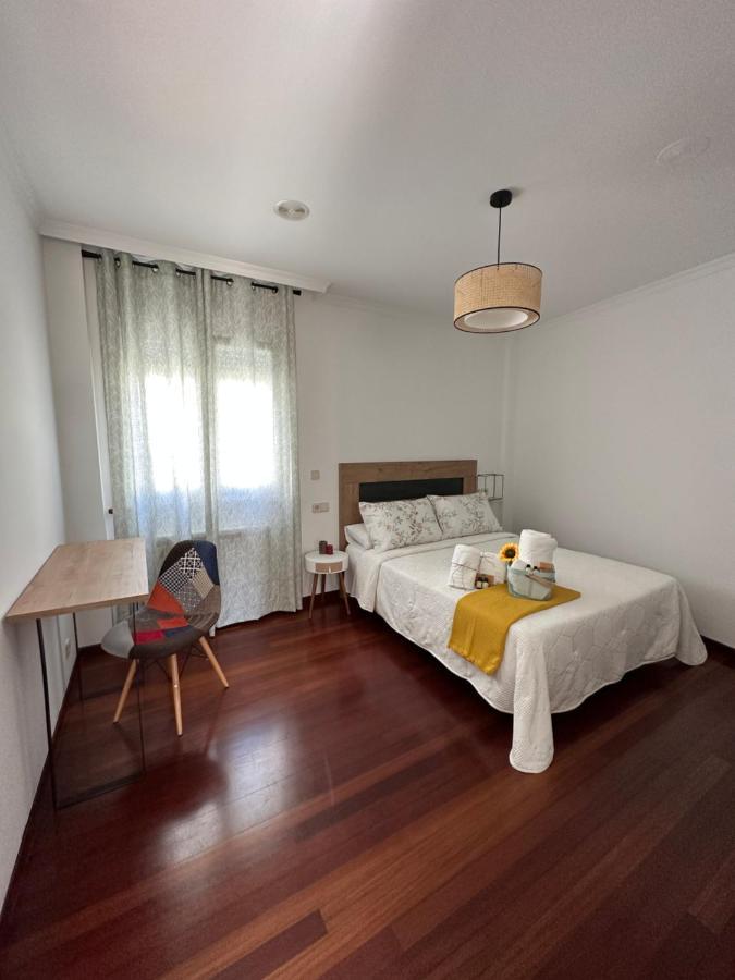 Appartamento O Xaneiro Noia Esterno foto